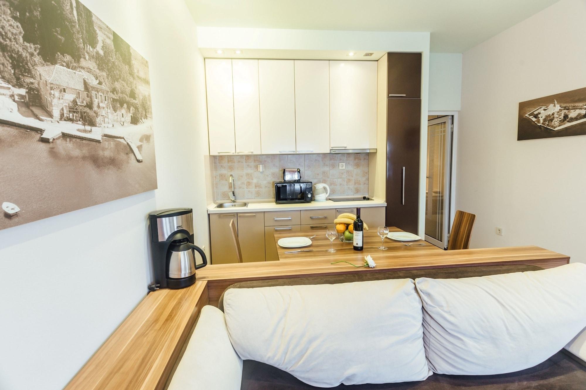 Apartments Monet Tivat Ngoại thất bức ảnh