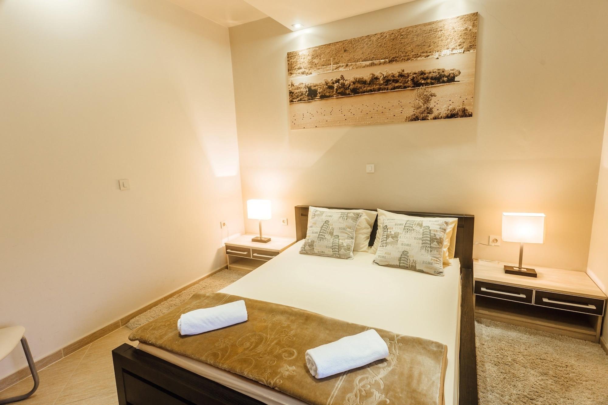 Apartments Monet Tivat Ngoại thất bức ảnh