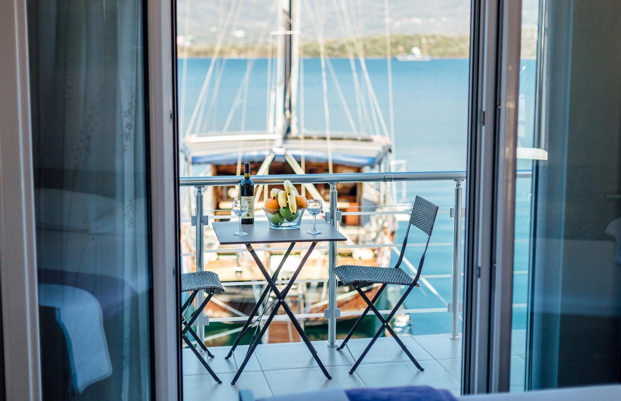 Apartments Monet Tivat Ngoại thất bức ảnh